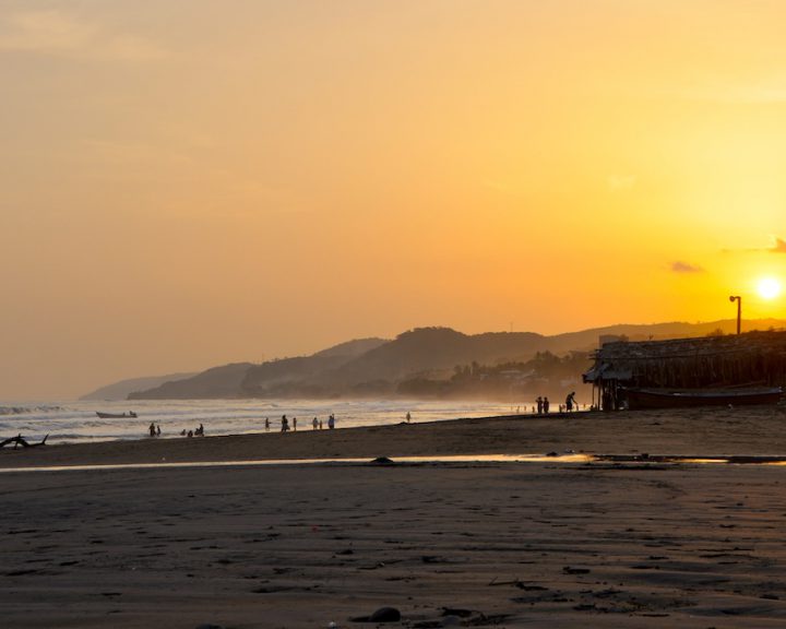 Sonnenuntergang an der Playa Majagual, Costa del Bálsamo, El Salvador